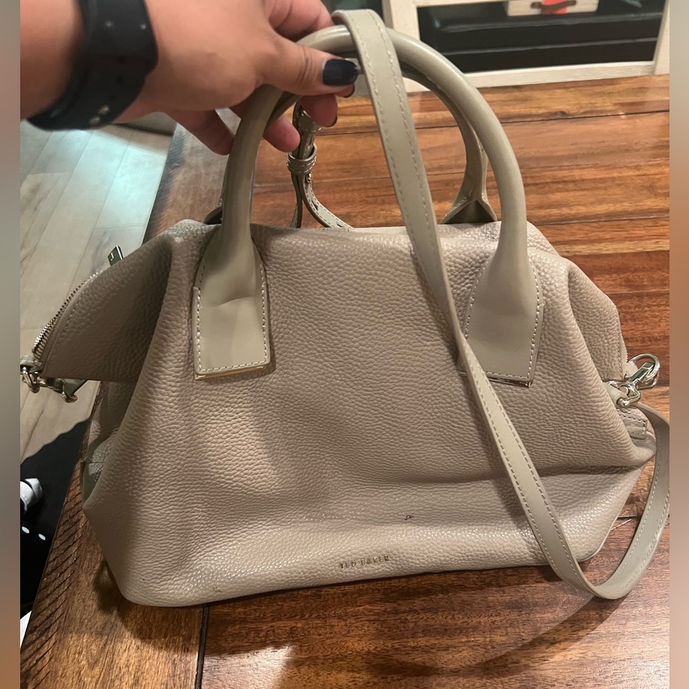 Ted Baker London nude crossbody! Great everyday bag!